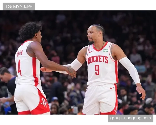 库兹马挡拆突破效率提升明显 拉开队内得分空间