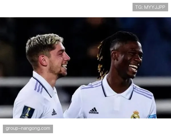 巴尔韦德是否更适合边路：战术角色与位置适配性分析