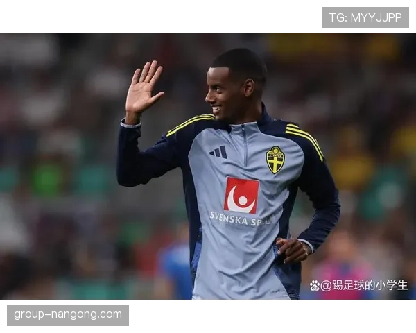 伊萨克在多特蒙德失败原因：战术适配与机会把握分析