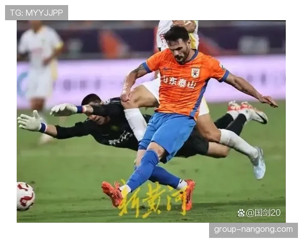 山东泰山高位压迫频繁失效，防线被动挨打，赛季防守稳定性面临考验