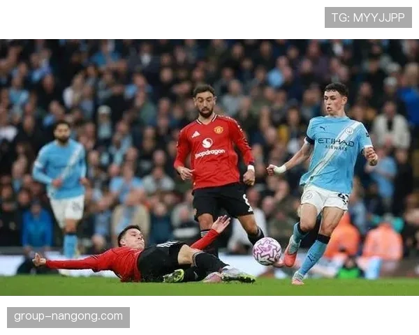 曼联整体失衡问题凸显，个人能力难掩体系困境