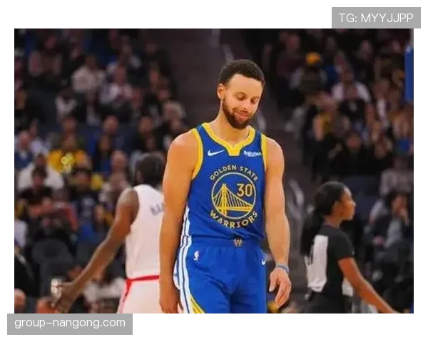 斯蒂芬·卡斯尔高位挡拆撕裂库里防守效率暴增